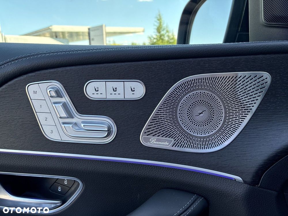 Mercedes-Benz GLS - 26