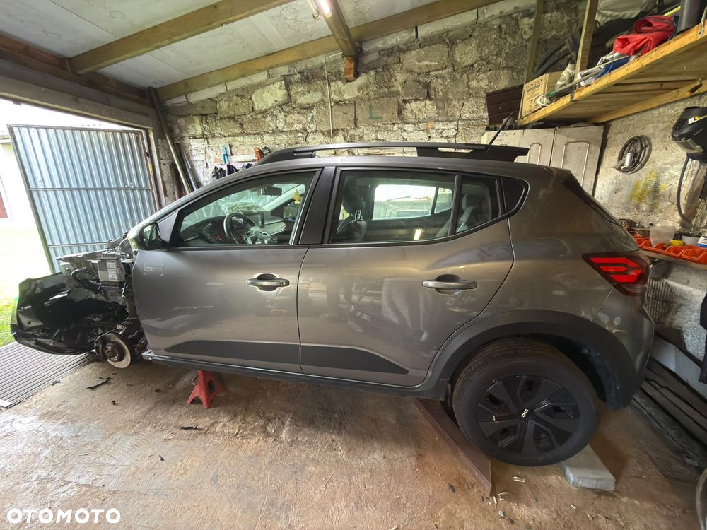 Dacia Sandero Stepway 1.0 TCe Expression - 1