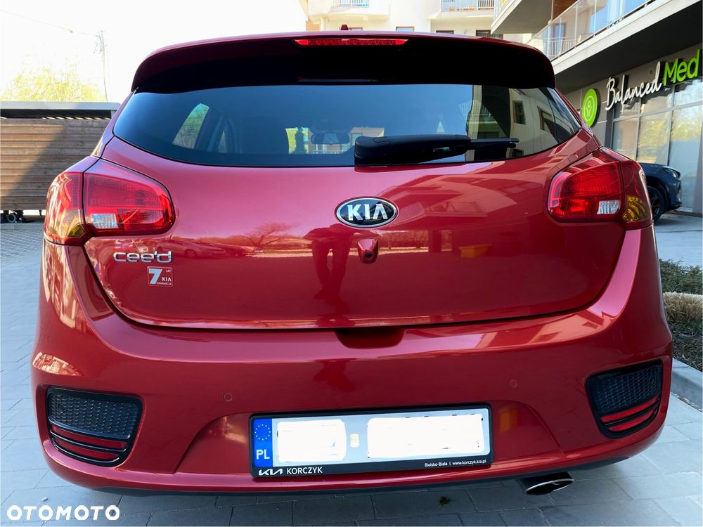 Kia Ceed 1.6 GDI L Business Line - 19