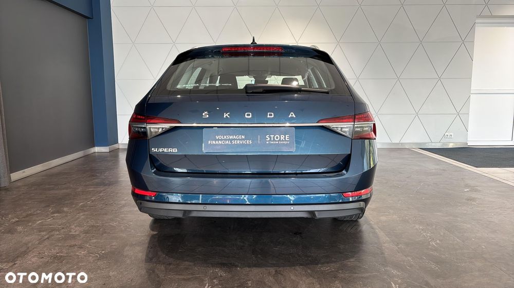 Skoda Superb 1.5 TSI Ambition DSG - 4