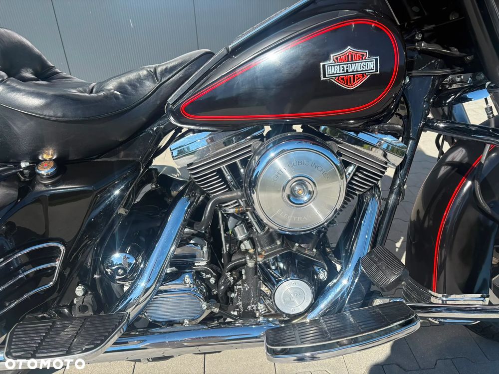 Harley-Davidson FLH Electra Glide - 17