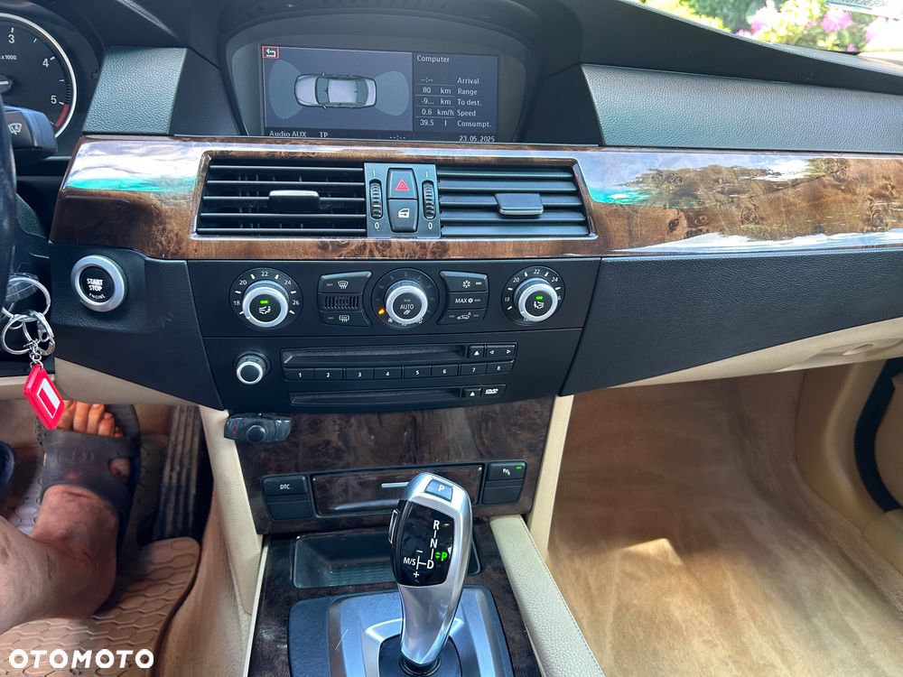 BMW Seria 5 530d Edition Sport - 17