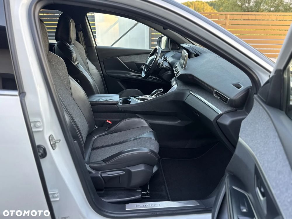 Peugeot 5008 - 28