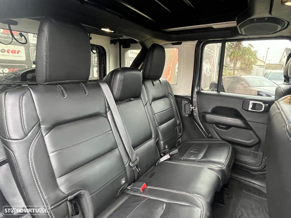 Jeep Wrangler Unlimited 2.2 CRDi AWD Auto Sky One-Touch Sahara - 54