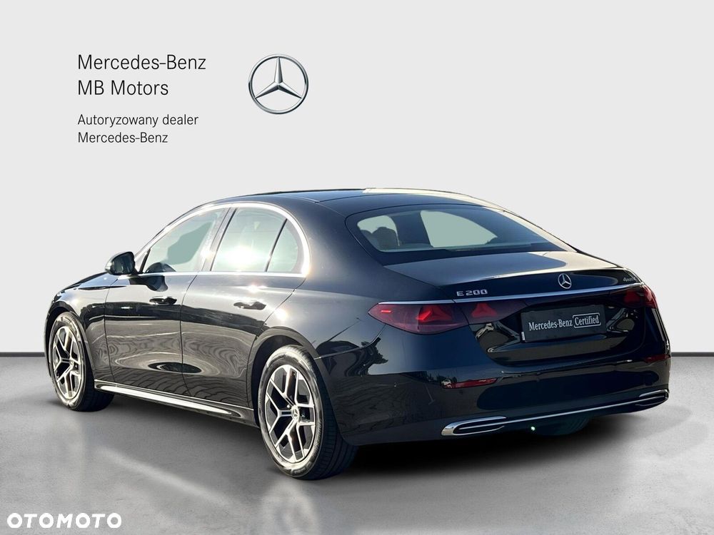 Mercedes-Benz Klasa E 200 mHEV 4-Matic Avantgarde 9G-Tronic - 4