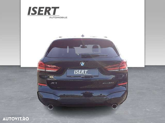 BMW X1 - 11