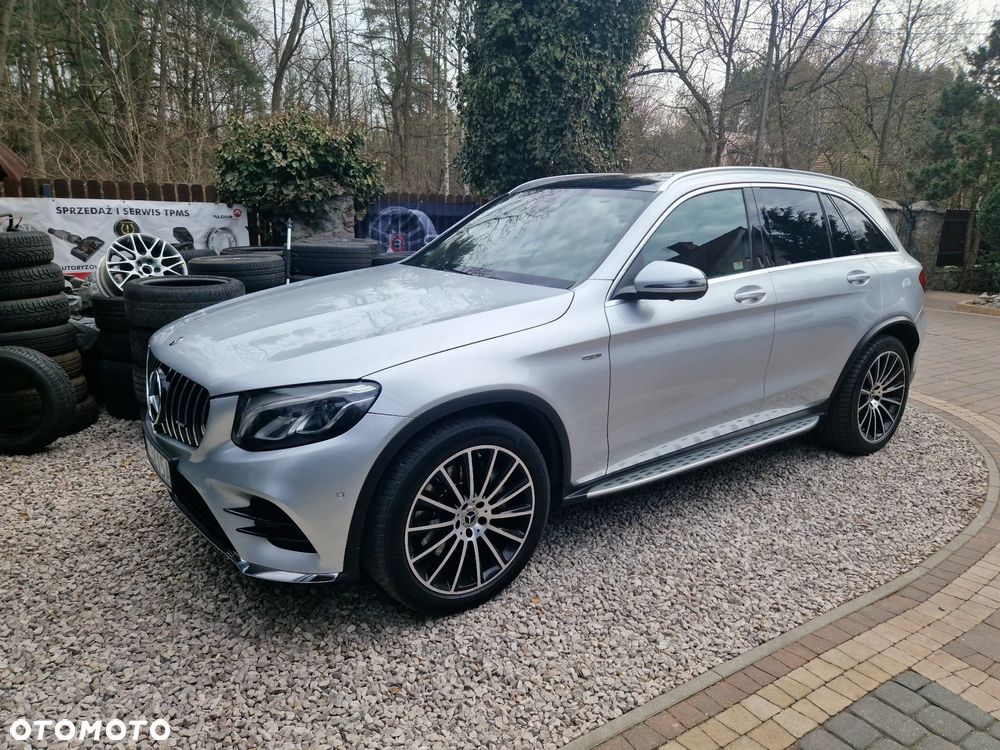 Mercedes-Benz GLC 250 d 4Matic 9G-TRONIC AMG Line - 5