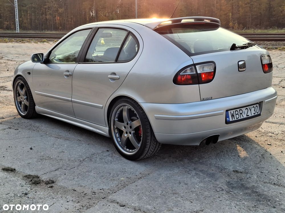 Seat Leon 1.8T Cupra R - 11