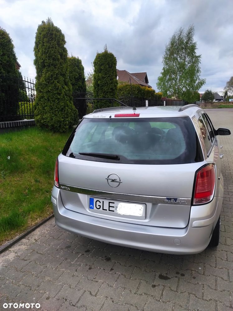Opel Astra 1.6 Sport - 4