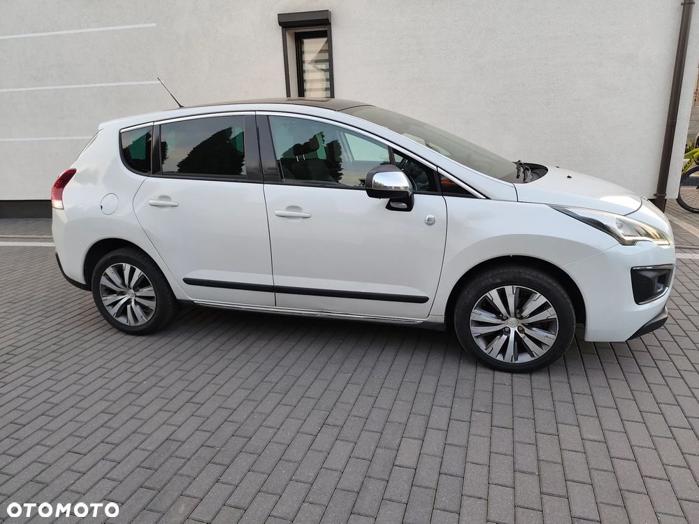 Peugeot 3008 1.6 HDi Premium - 4