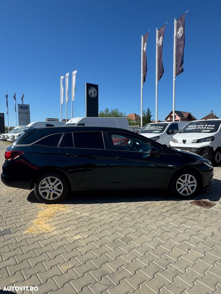 Opel Astra 1.6 CDTI ECOTEC ECOFlex Start/Stop Enjoy - 3