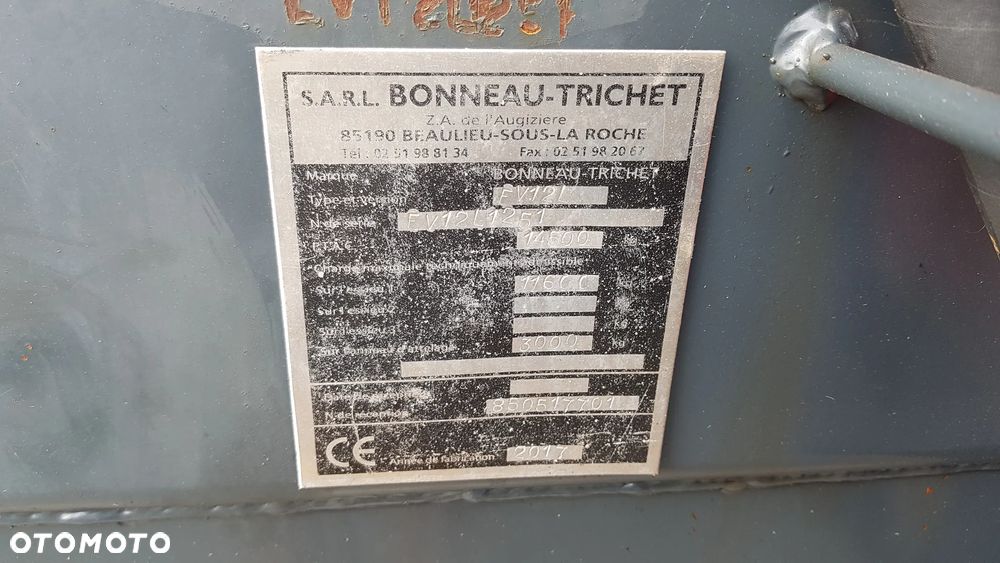 Inny Bonneau Trichet EV12L - 12
