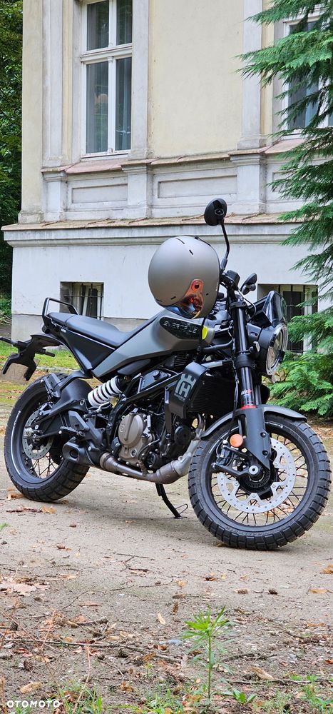 Husqvarna Svartpilen - 3