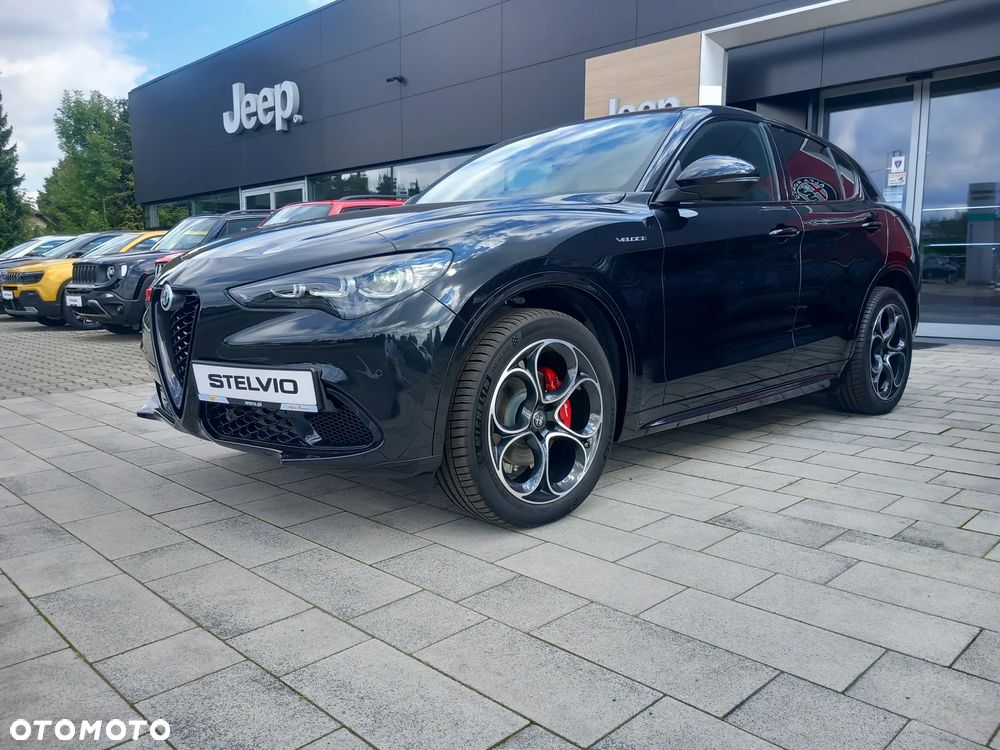 Alfa Romeo Stelvio 2.0 Turbo Veloce Q4 - 17