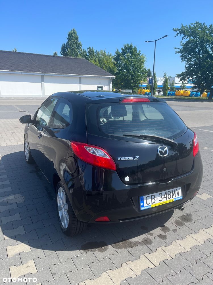 Mazda 2 - 5