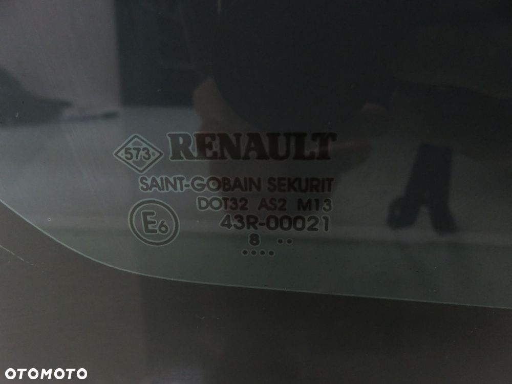 SZYBA DRZWI PRZESUWNYCH PRAWA UCHYLNA RENAULT KANGOO I - 6