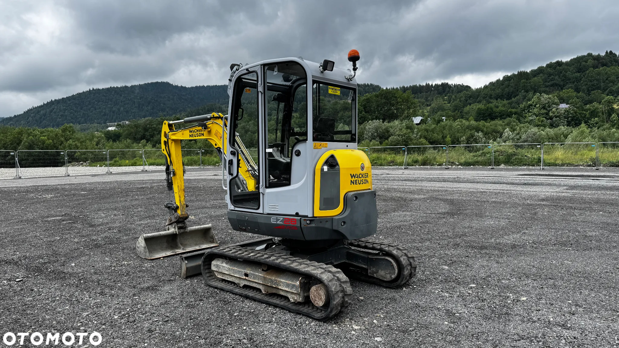 Wacker Neuson EZ28 - 4