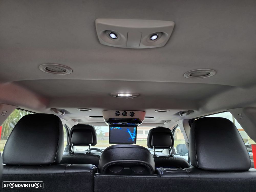 Fiat Freemont 2.0 M-Jet Urban - 41