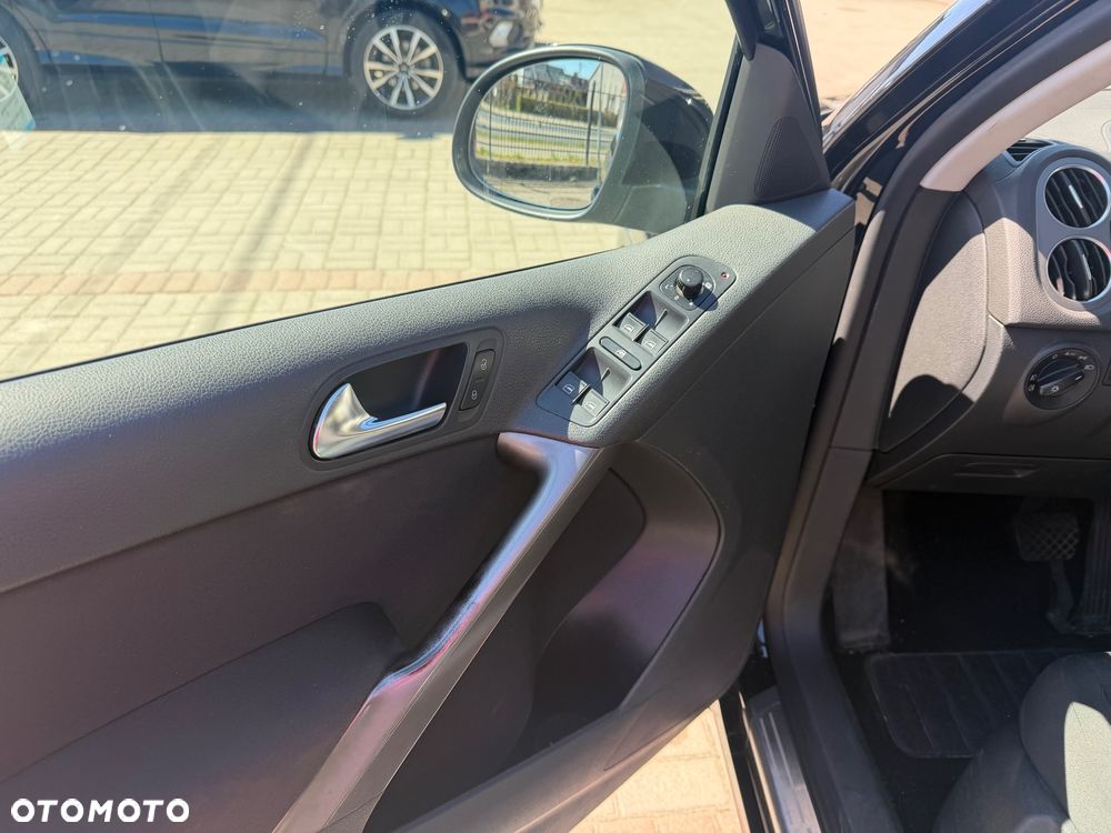 Volkswagen Tiguan 2.0 TDI 4Mot Sport DSG - 10