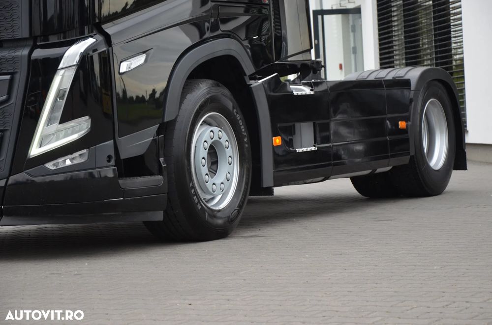 Volvo FH 500 NEW / EURO 6 / 2023r. / KLIMA P. / FULL LED / ACC / WAGA / NAVI / KAMERA / DE / 8800 - 8