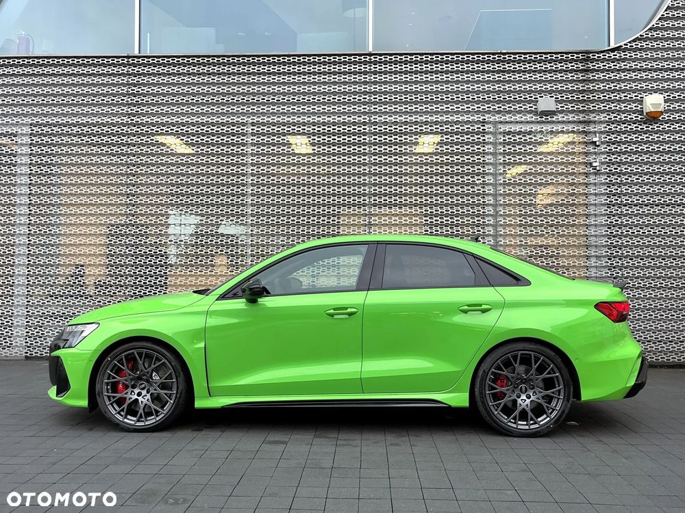 Audi RS3 Limousine - 15