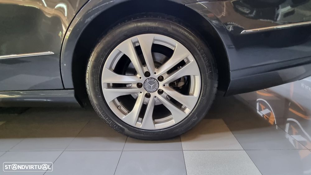 Mercedes-Benz E 250 CDI Avantgarde BlueEfficiency Auto. - 10