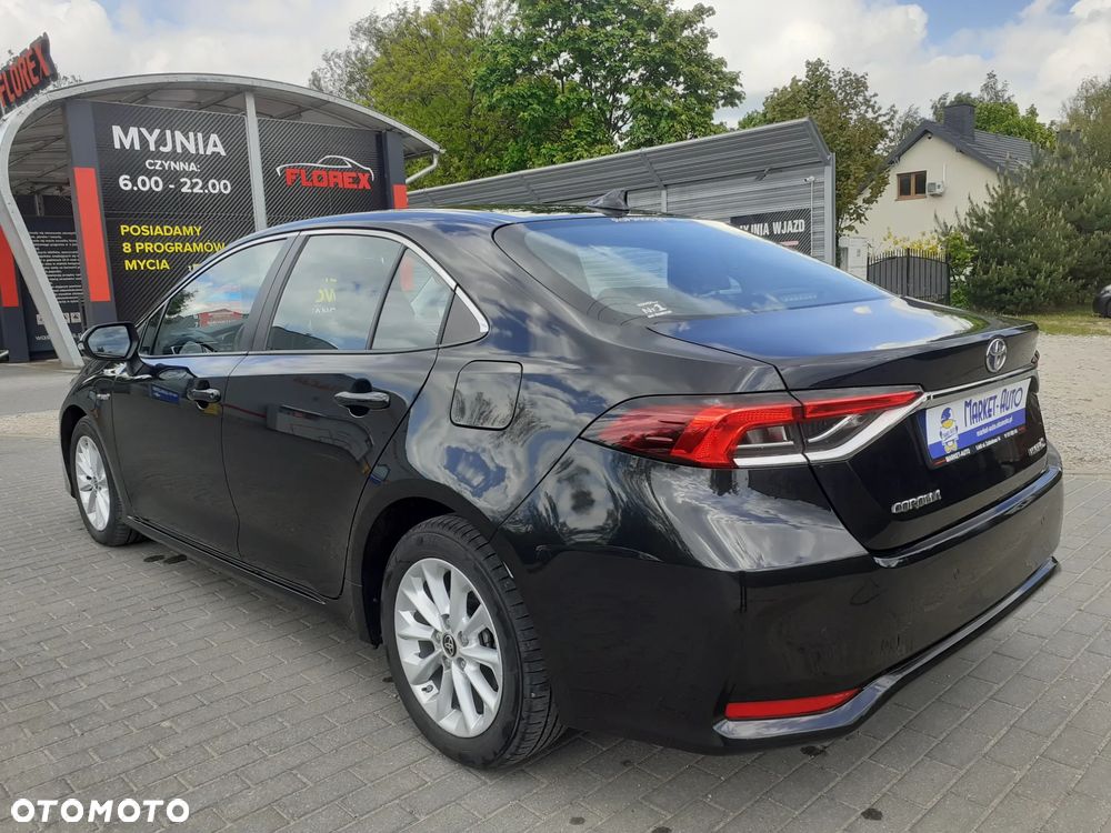 Toyota Corolla - 3