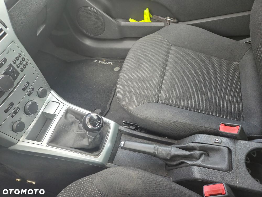 Opel Astra 1.4 111 - 16