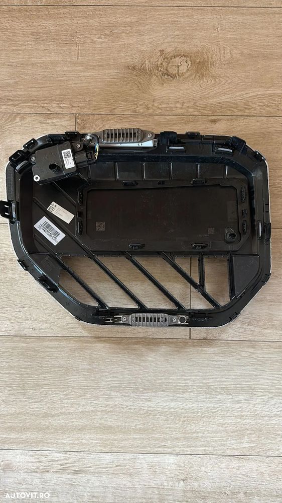 Vand Grile active pentru bara fata BMW X3 model G45, Iconic Glow Kidney Grille (luminata led), an de fabricatie 2025-2026. Stare perfecta. - 5