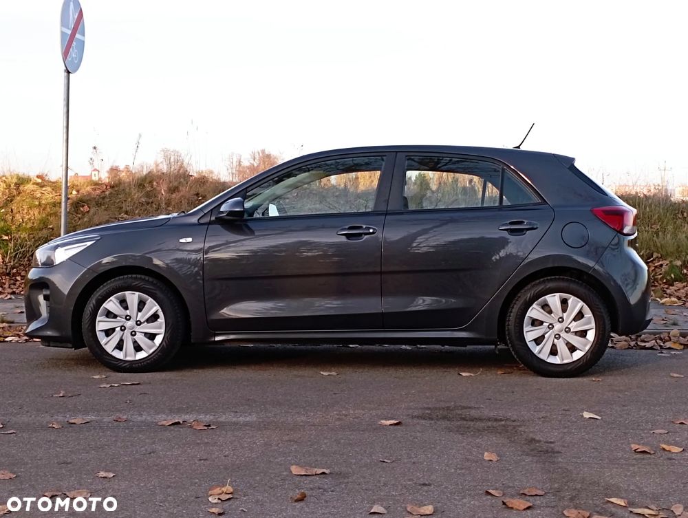 Kia Rio - 6