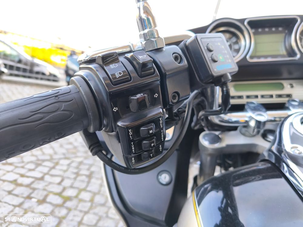 Kawasaki VN 1700 VOYAGER - 10