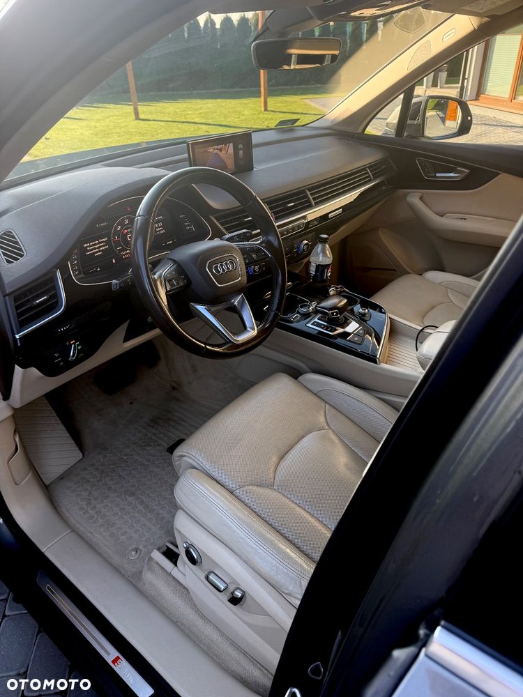 Audi Q7 - 8