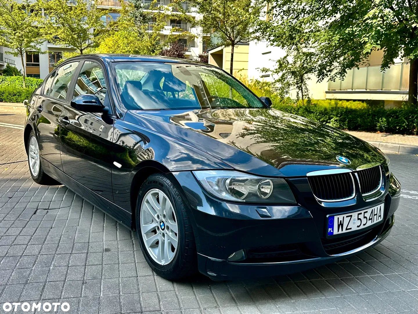 BMW Seria 3 320i - 1