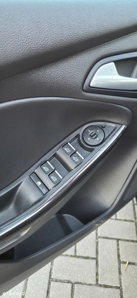 Ford Focus Turnier 1.0 EcoBoost Start-Stopp-System TITANIUM X - 23