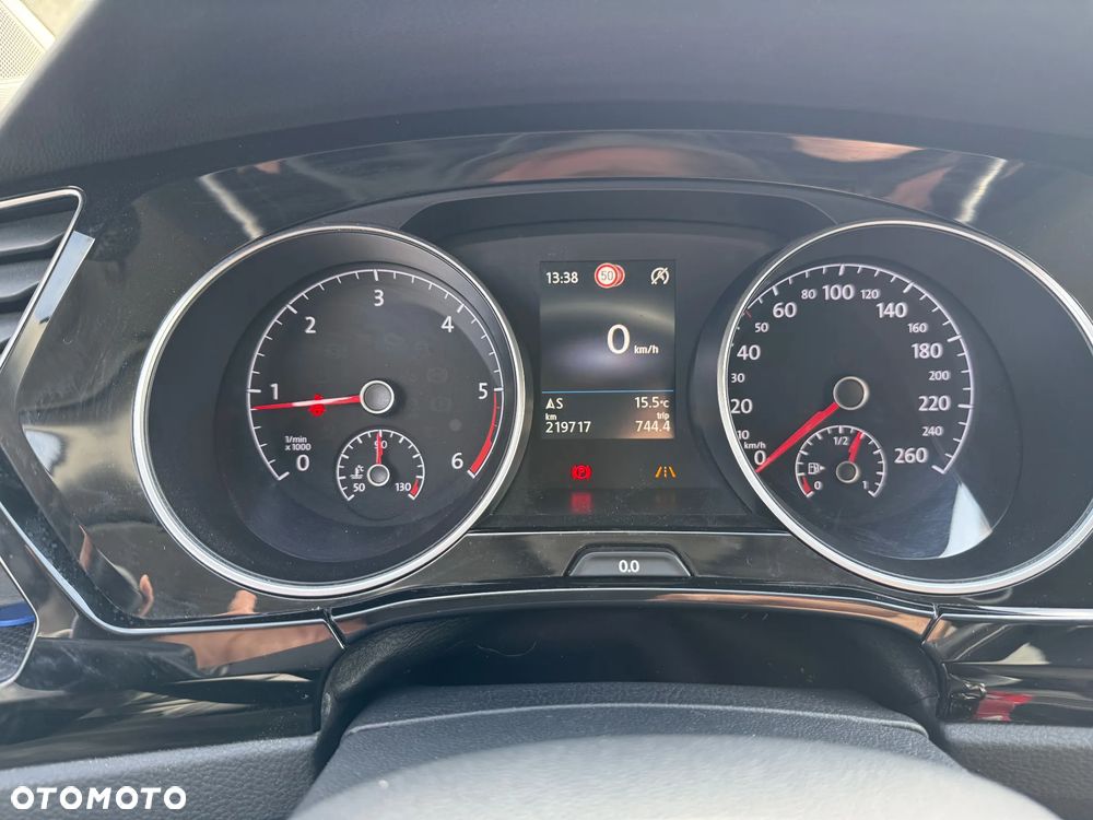 Volkswagen Touran 2.0 TDI SCR (BlueMotion Technology) Highline - 7