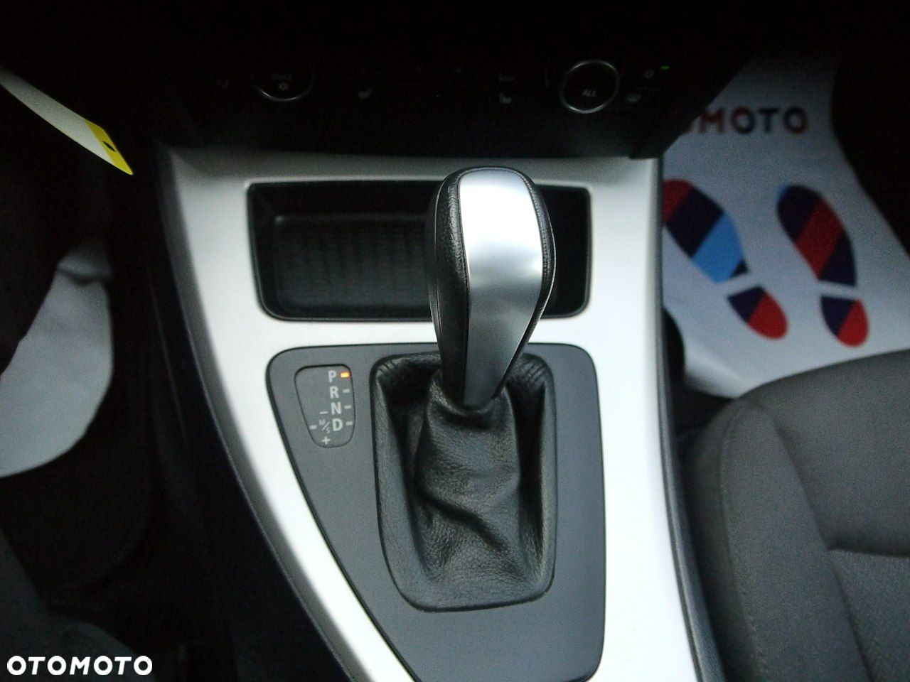 BMW Seria 3 318d - 24