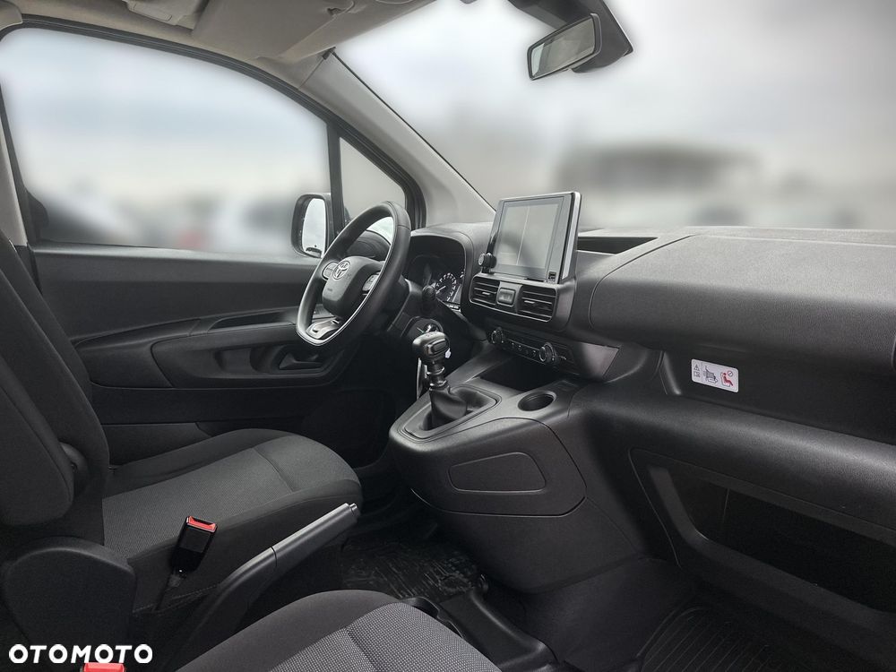 Toyota PROACE CITY - 12