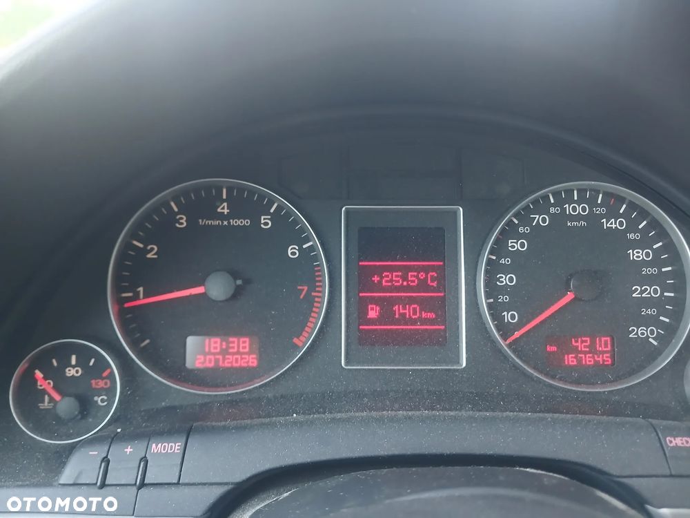 Audi A4 Avant - 11
