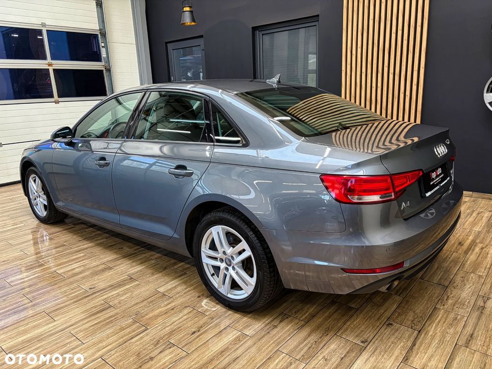 Audi A4 Limousine 2.0 TFSI ultra S tronic - 11
