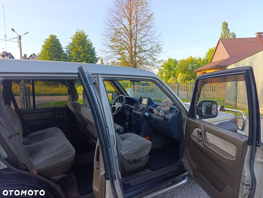 Mitsubishi Pajero 2.5 TD GL - 10