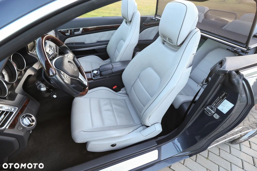 Mercedes-Benz Klasa E - 33