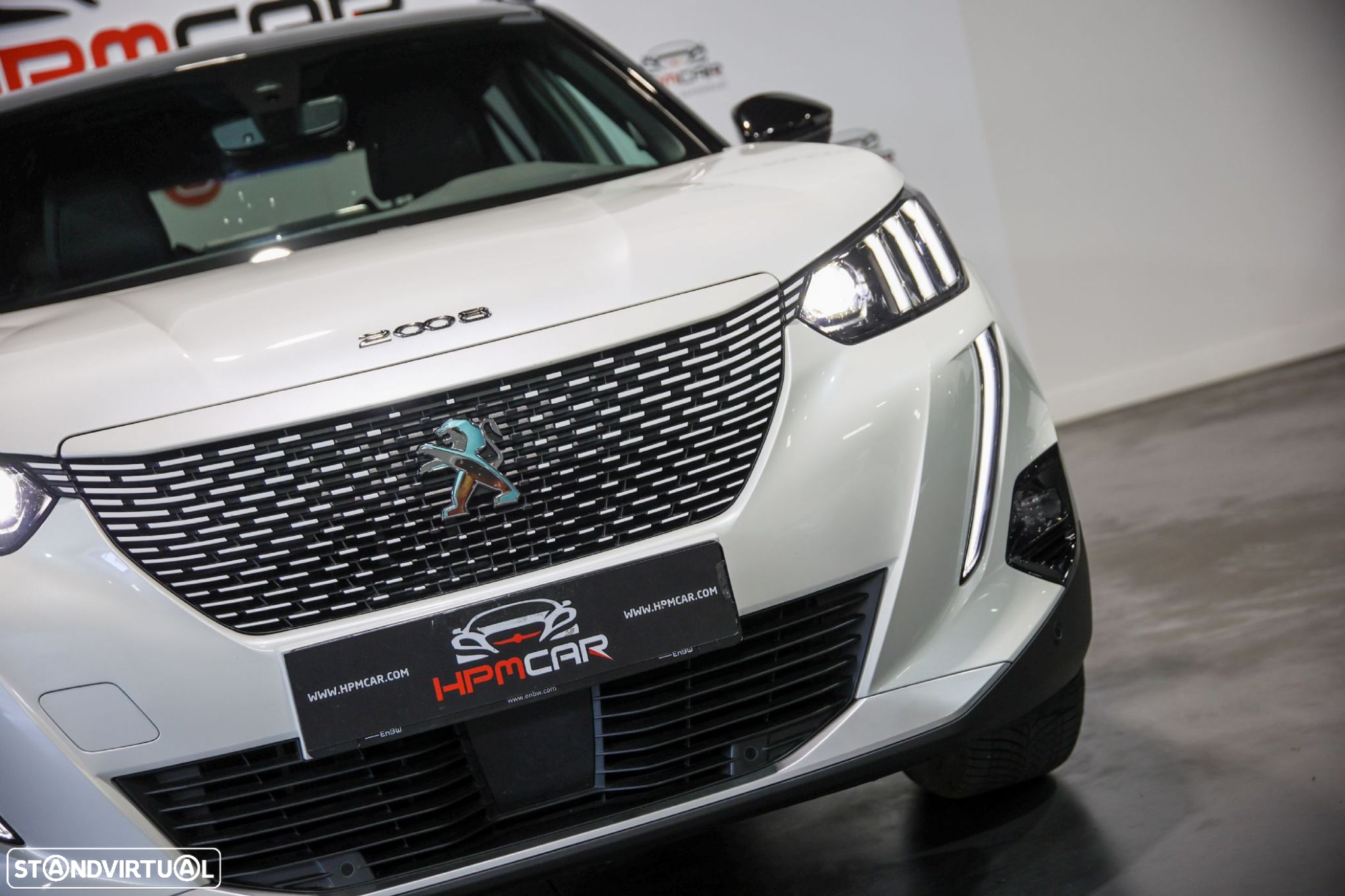 Peugeot e-2008 - 28