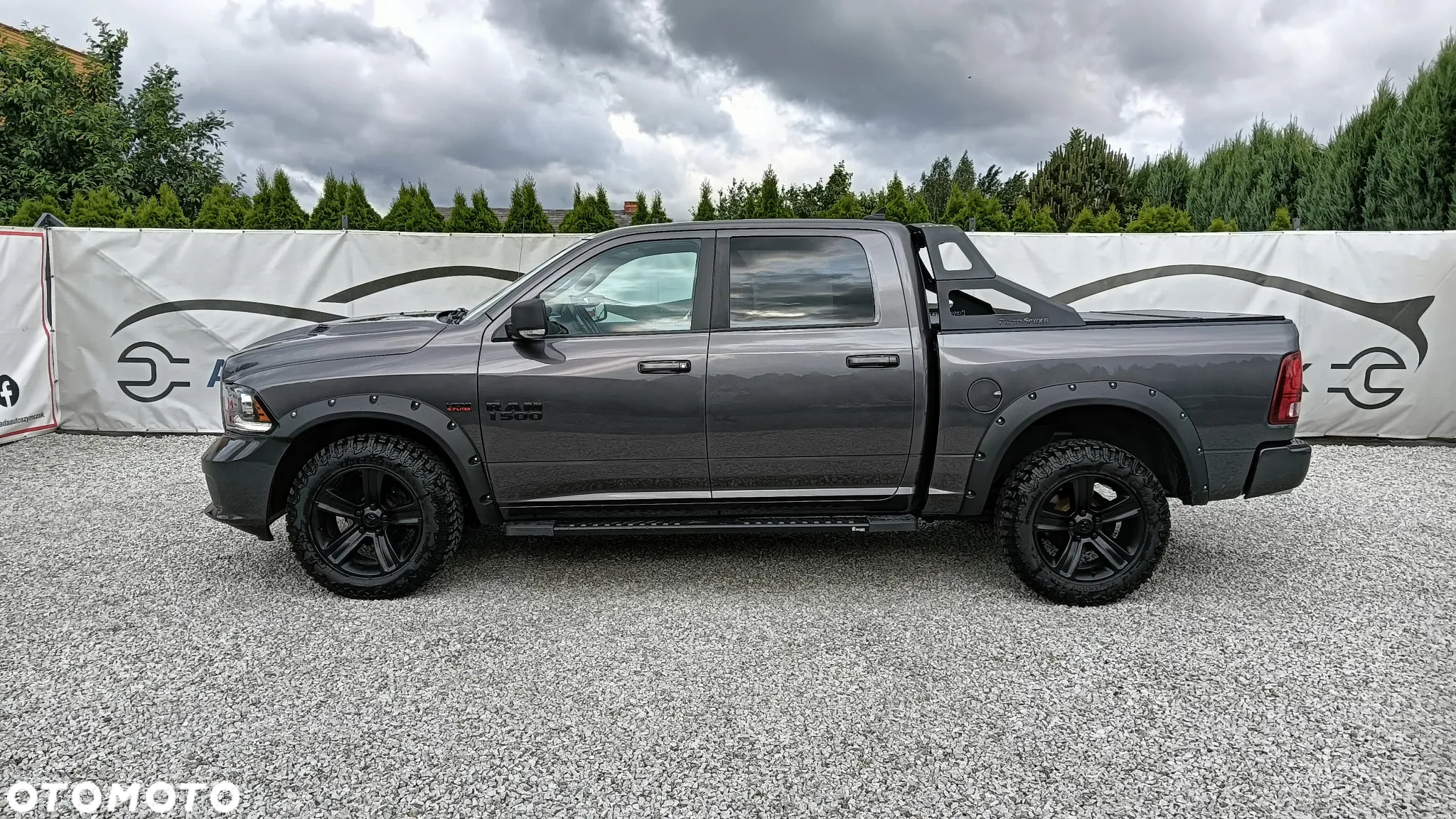 Dodge RAM 1500 5.7 4x4 - 7