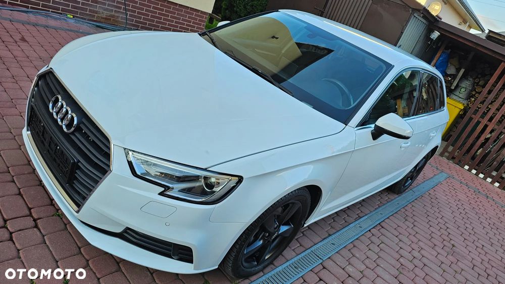 Audi A3 Sportback 30 TDI design - 2