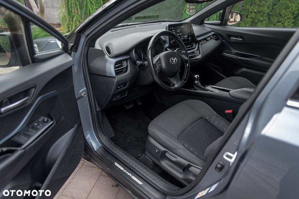 Toyota C-HR 2.0 Business-Edition - 29