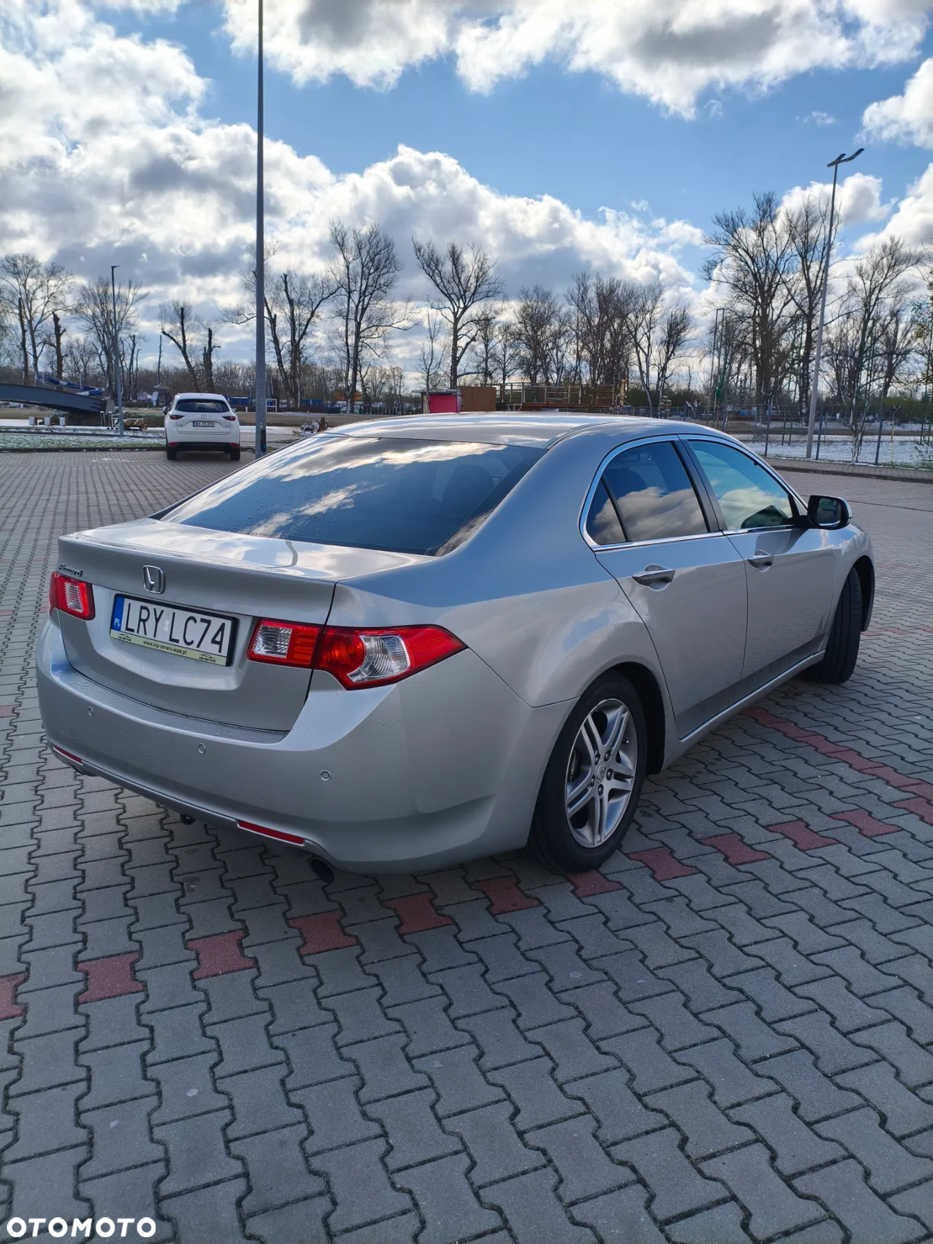 Honda Accord 2.0 Elegance - 19
