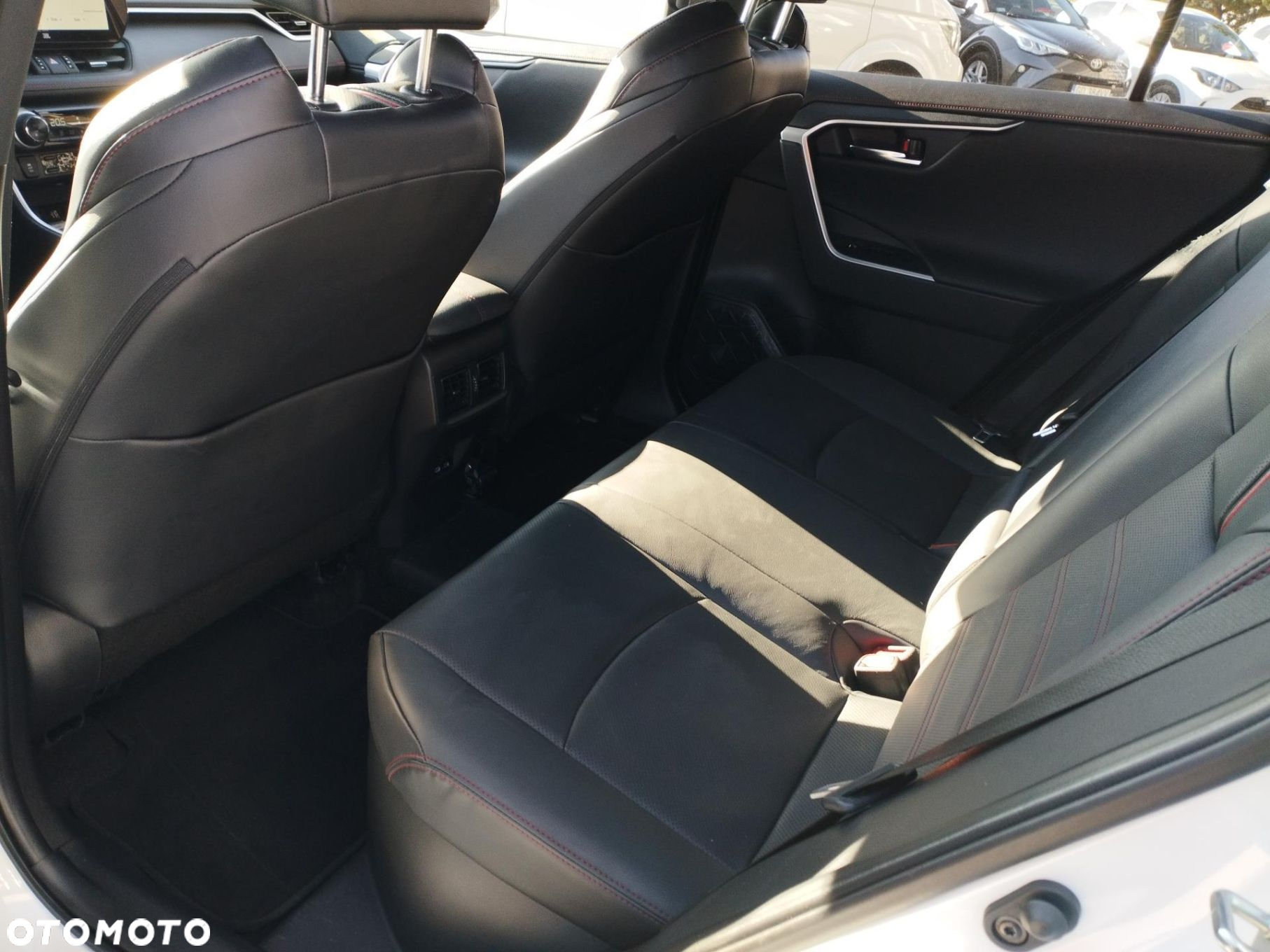 Toyota RAV4 - 14