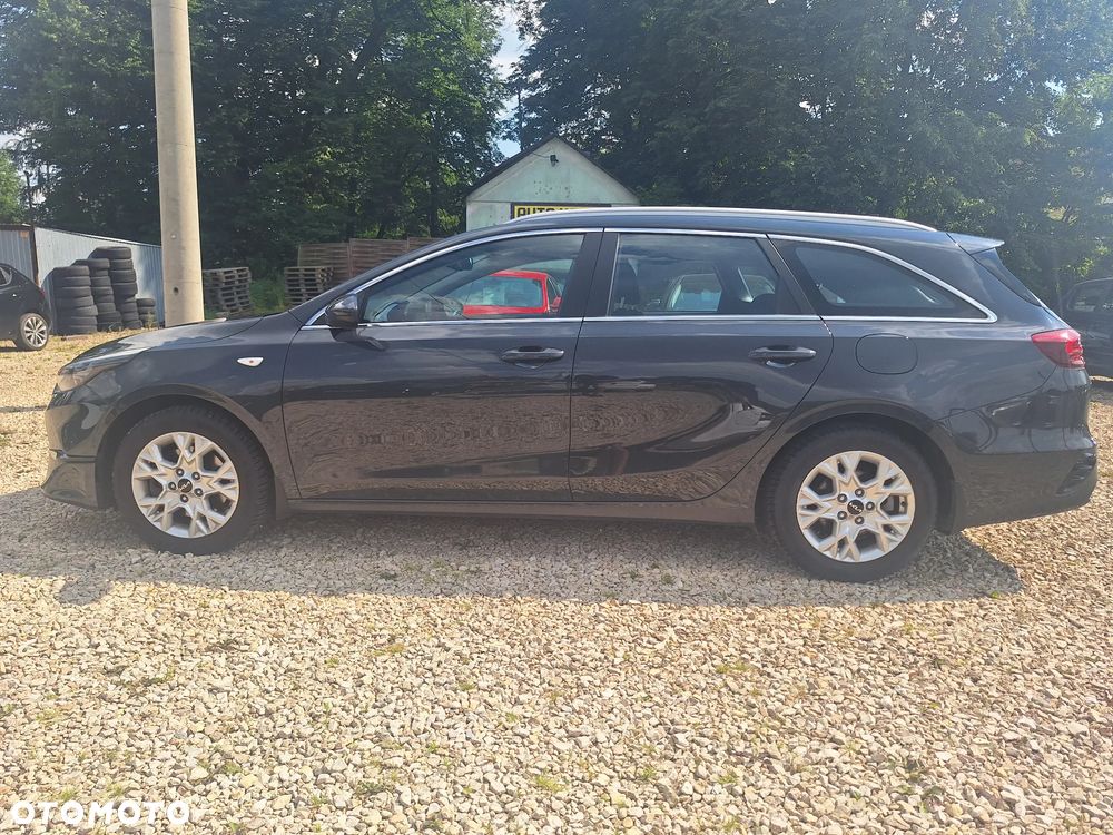 Kia Ceed 1.5 T-GDI M - 6