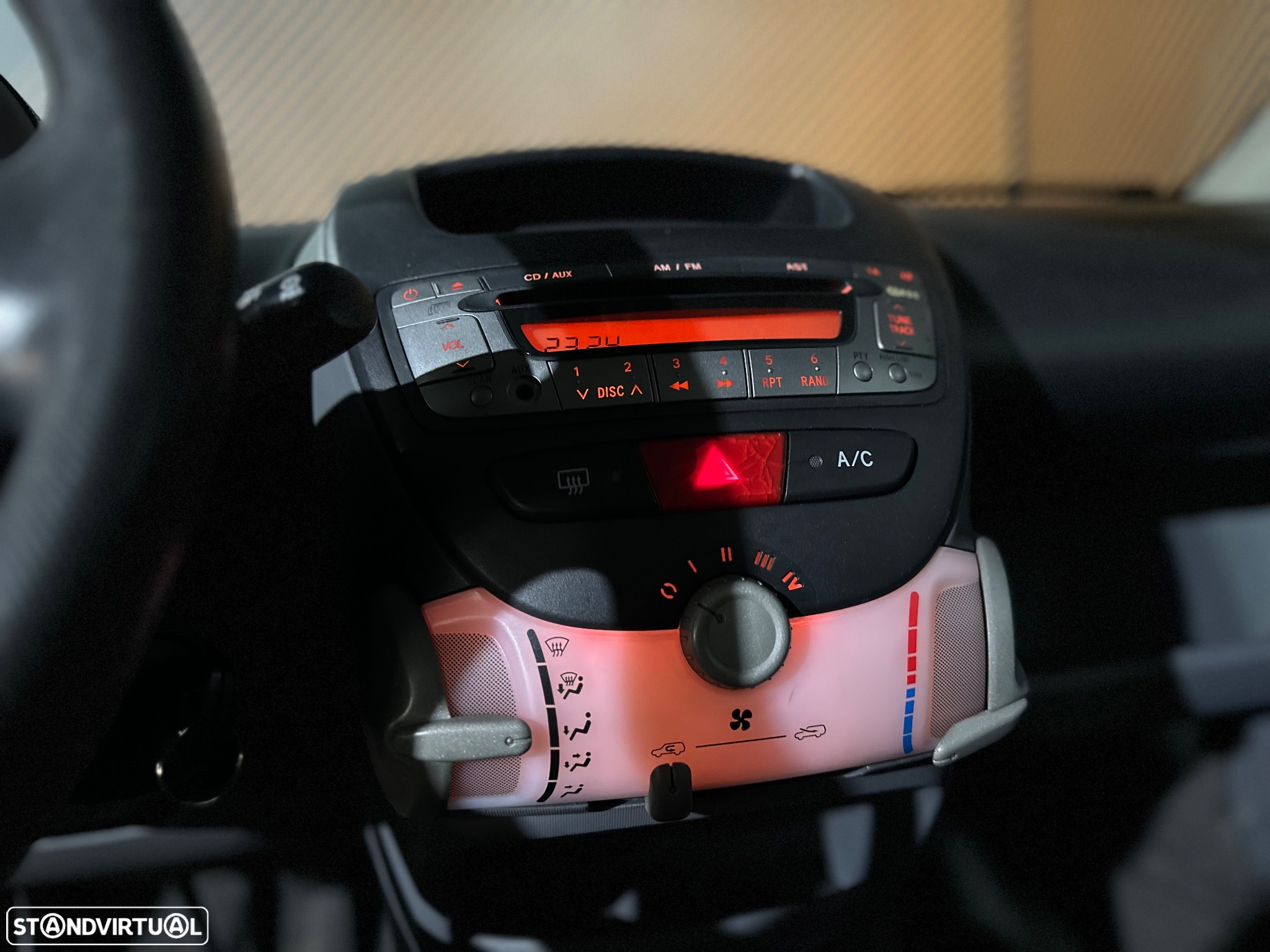 Peugeot 107 1.0 Urban - 15