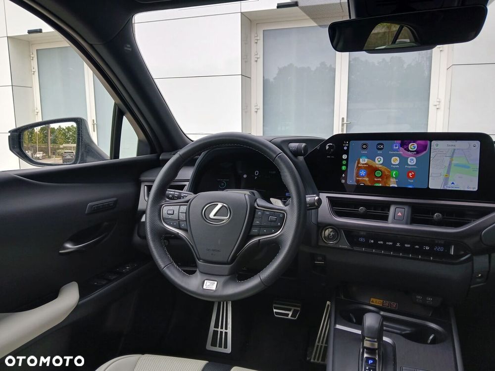 Lexus UX 300h F Sport AWD - 5